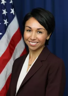 La honorable Tanya Otsuka